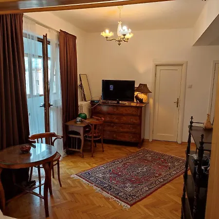 Ateneu Palace Apartment *